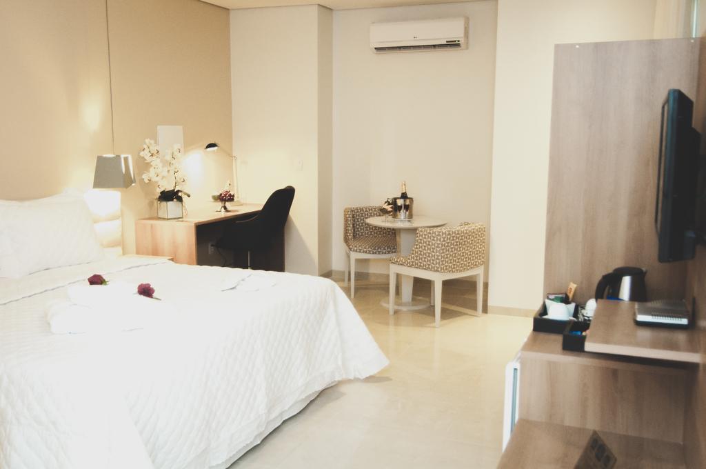 Nobile Suites Gran Lumni 리오브란코 외부 사진